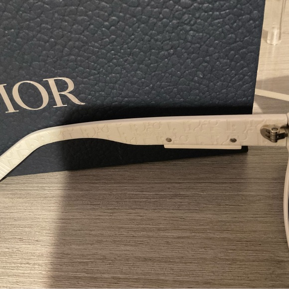 Brand New Dior White Monogram Unisex Sunglasses - Picture 5 of 8